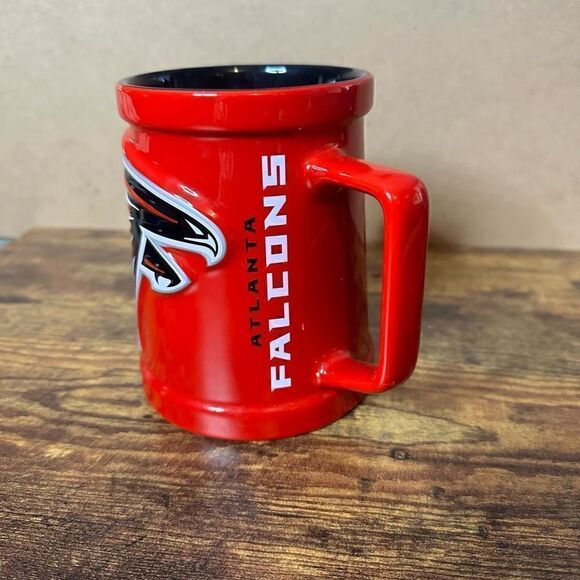 Atlanta Falcons NFL Red Coffee Cup Mug Sculpted Logo 14oz EUC - Picture 2 of 7